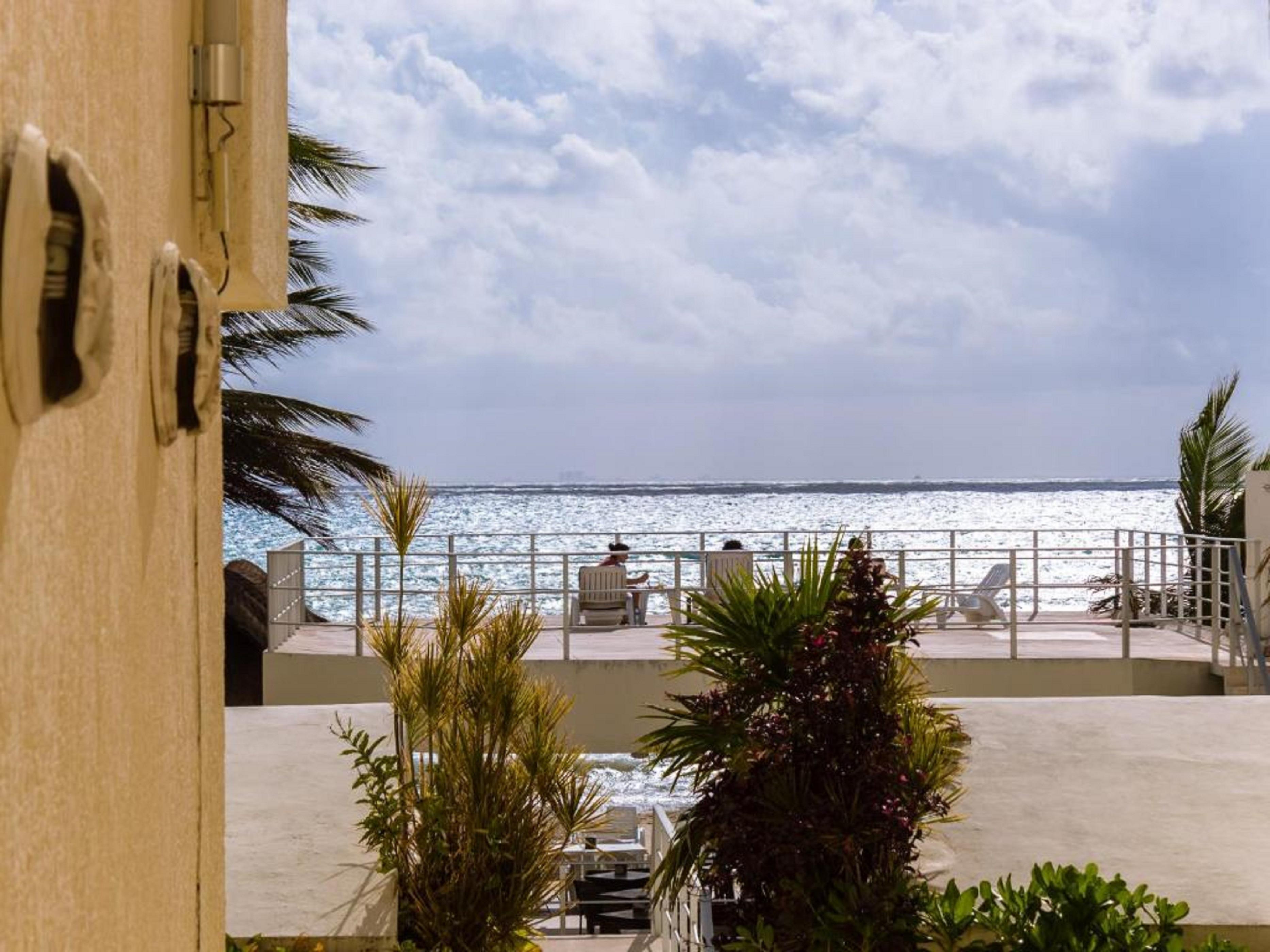 Luciana Hotel & Beach Club Playa del Carmen Exterior foto