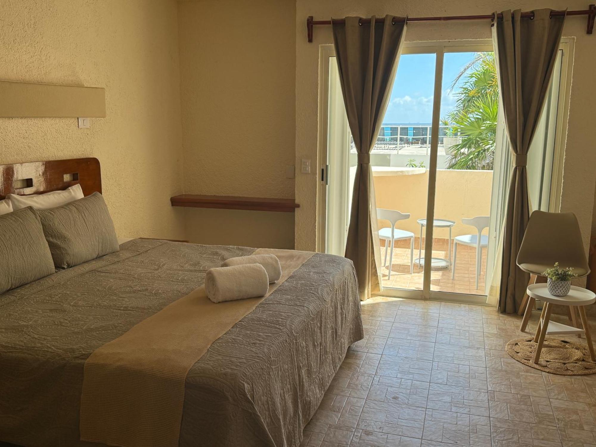 Luciana Hotel & Beach Club Playa del Carmen Zimmer foto